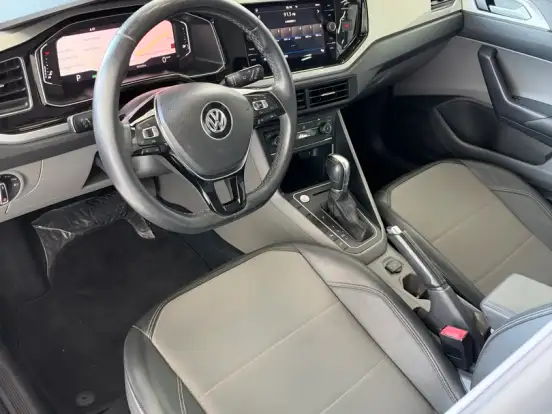VOLKSWAGEN-POLO-1.0 200 TSI HIGHLINE AUTOMÁTICO VOLKSWAGEN-POLO-2019