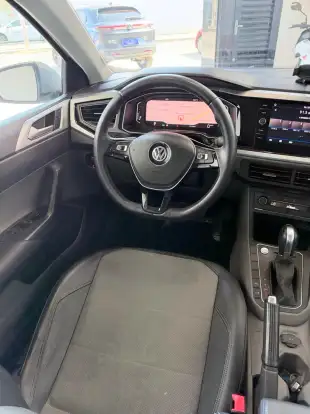 VOLKSWAGEN-POLO-1.0 200 TSI HIGHLINE AUTOMÁTICO VOLKSWAGEN-POLO-2019