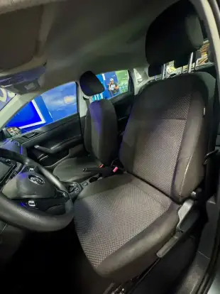 VOLKSWAGEN-POLO-2019