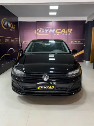 VOLKSWAGEN-POLO-2018