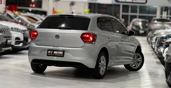 VOLKSWAGEN-POLO-2019