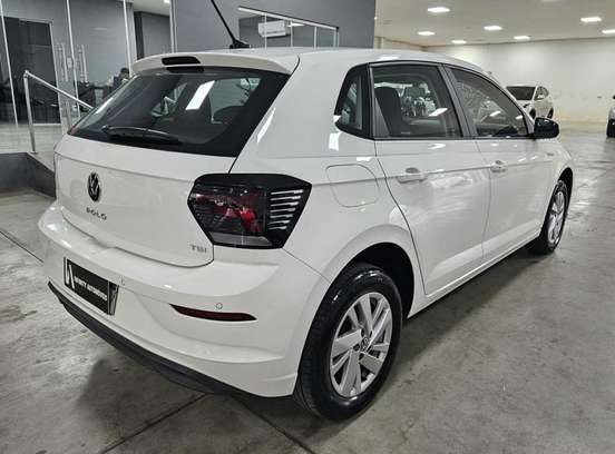 VOLKSWAGEN-POLO-2024