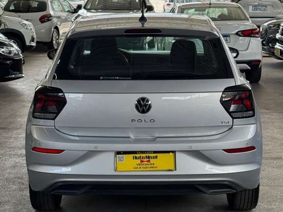 VOLKSWAGEN-POLO-1.0 170 TSI HIGHLINE AUTOMÁTICO VOLKSWAGEN-POLO-2024