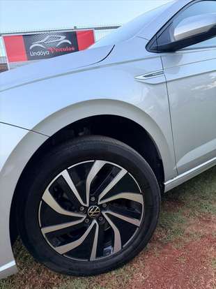 VOLKSWAGEN-POLO-2025