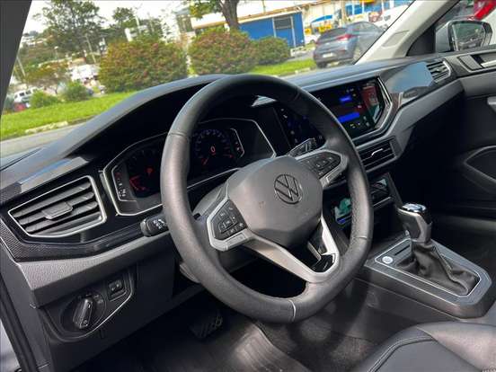 VOLKSWAGEN-POLO-2023
