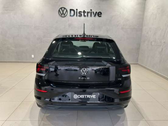VOLKSWAGEN-POLO-1.0 170 TSI HIGHLINE AUTOMÁTICO VOLKSWAGEN-POLO-2023