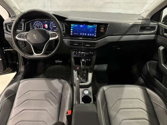 VOLKSWAGEN-POLO-2023