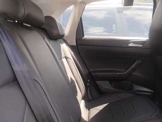 VOLKSWAGEN-POLO-1.0 170 TSI HIGHLINE AUTOMÁTICO VOLKSWAGEN-POLO-2023
