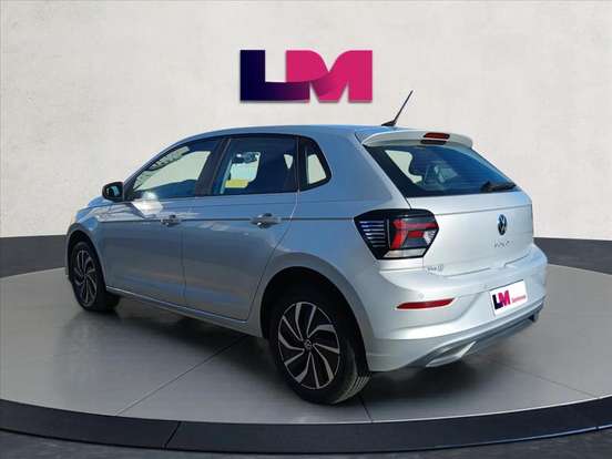 VOLKSWAGEN-POLO-2024