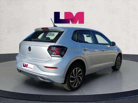 VOLKSWAGEN-POLO-1.0 170 TSI HIGHLINE AUTOMÁTICO VOLKSWAGEN-POLO-2024