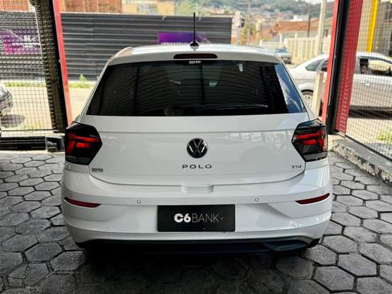 VOLKSWAGEN-POLO-1.0 170 TSI HIGHLINE AUTOMÁTICO VOLKSWAGEN-POLO-2025