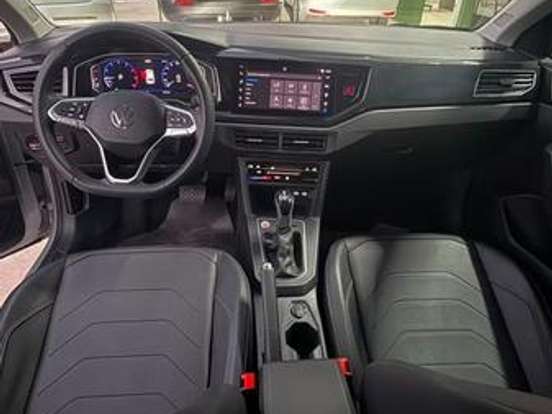 VOLKSWAGEN-POLO-1.0 170 TSI HIGHLINE AUTOMÁTICO VOLKSWAGEN-POLO-2024
