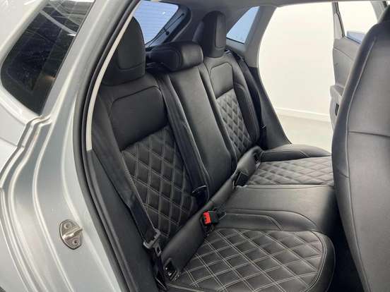 VOLKSWAGEN-POLO-2023