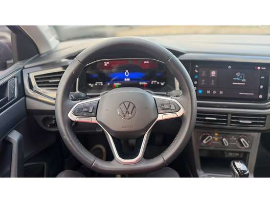 VOLKSWAGEN-POLO-2025