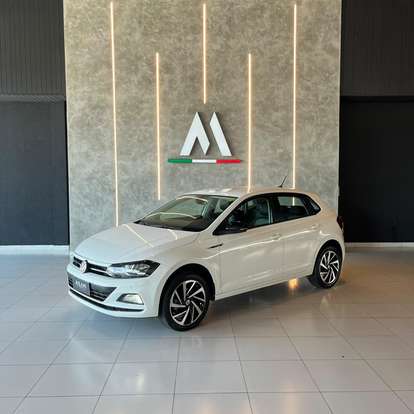 VOLKSWAGEN-POLO-2018