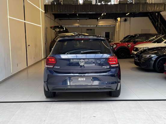 VOLKSWAGEN-POLO-1.0 200 TSI COMFORTLINE AUTOMÁTICO VOLKSWAGEN-POLO-2018