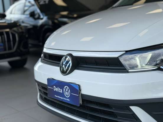 VOLKSWAGEN-POLO-2023