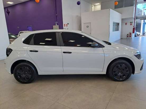 VOLKSWAGEN-POLO-2024