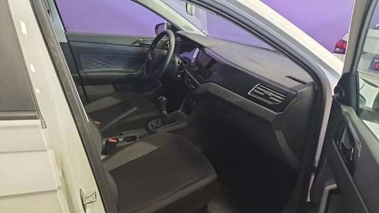 VOLKSWAGEN-POLO-2024