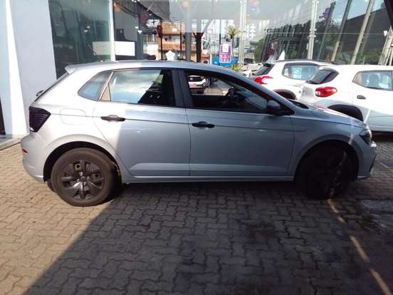 VOLKSWAGEN-POLO-2024