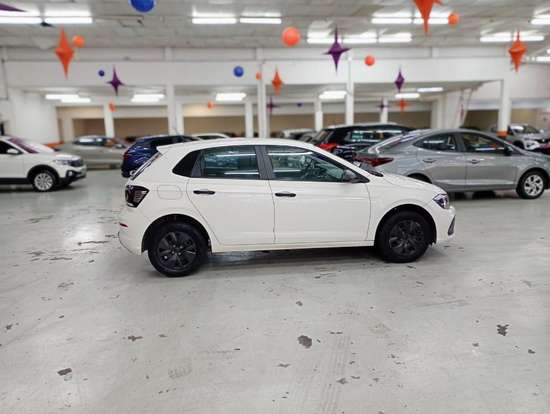 VOLKSWAGEN-POLO-2024