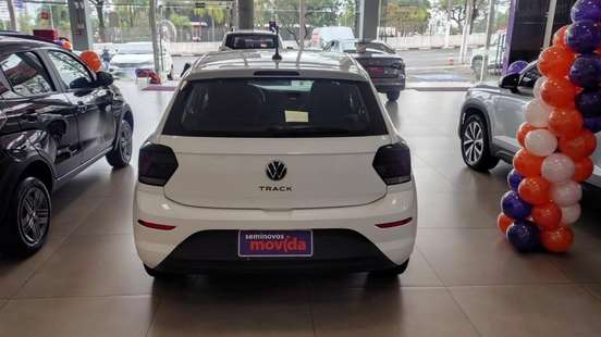 VOLKSWAGEN-POLO-2024