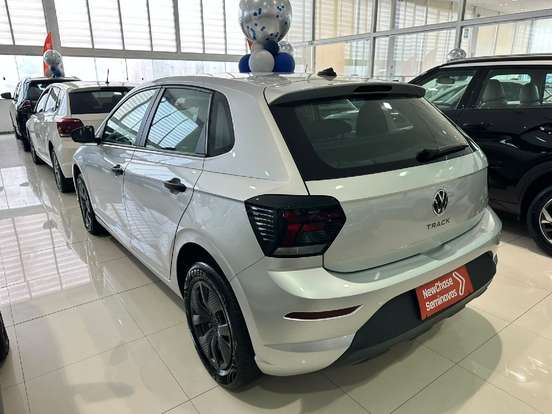 VOLKSWAGEN-POLO-2025