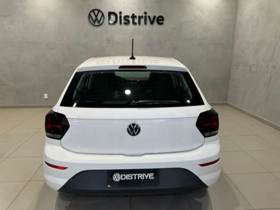 VOLKSWAGEN-POLO-2024