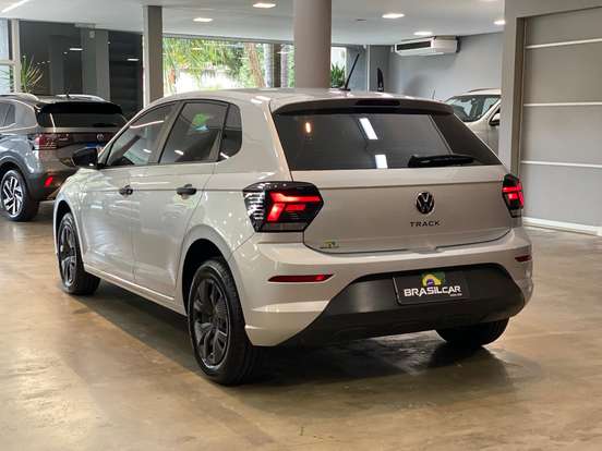 VOLKSWAGEN-POLO-2024