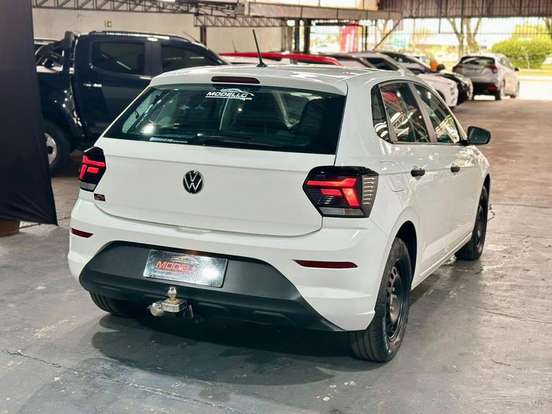 VOLKSWAGEN-POLO-2023