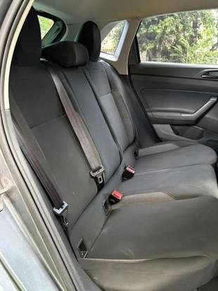 VOLKSWAGEN-POLO-2023