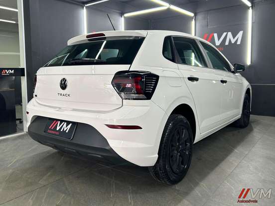 VOLKSWAGEN-POLO-2023