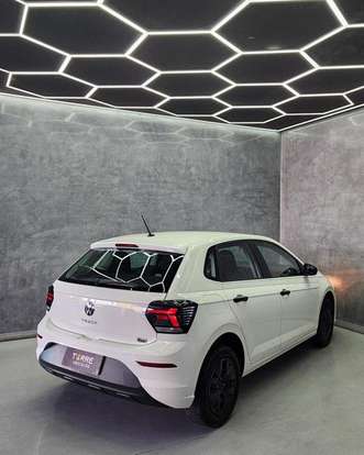 VOLKSWAGEN-POLO-2024