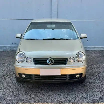 VOLKSWAGEN-POLO SEDAN-1.6 8V GASOLINA 4P MANUAL VOLKSWAGEN-POLO SEDAN-2004
