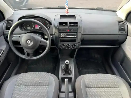 VOLKSWAGEN-POLO SEDAN-1.6 MI 8V FLEX 4P MANUAL VOLKSWAGEN-POLO SEDAN-2012
