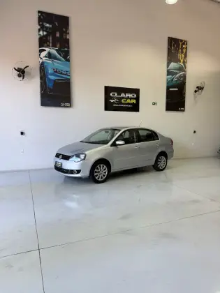 VOLKSWAGEN POLO SEDAN 1.6 MI 8V FLEX 4P MANUAL