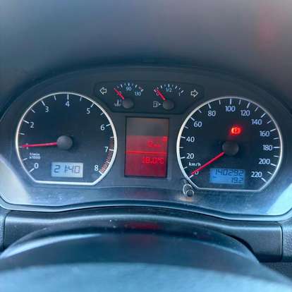 VOLKSWAGEN-POLO SEDAN-1.6 MI 8V FLEX 4P MANUAL VOLKSWAGEN-POLO SEDAN-2009