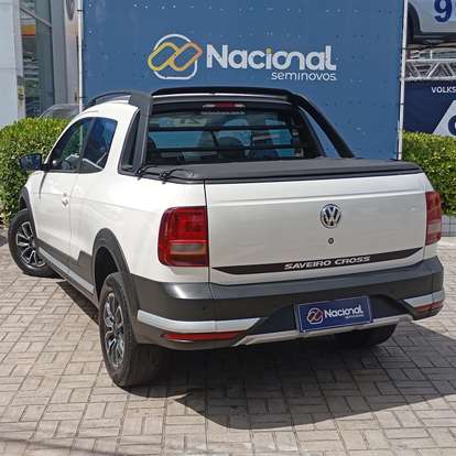 VOLKSWAGEN-SAVEIRO-2020