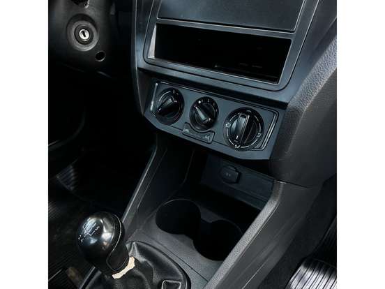 VOLKSWAGEN-SAVEIRO-1.6 MSI ROBUST CD 8V FLEX 2P MANUAL VOLKSWAGEN-SAVEIRO-2021