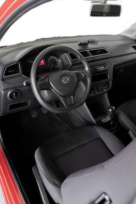 VOLKSWAGEN-SAVEIRO-2021