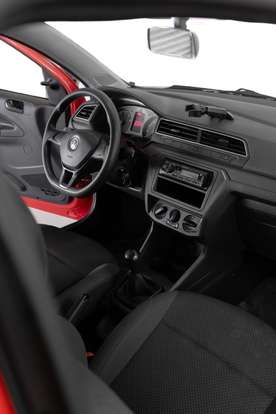 VOLKSWAGEN-SAVEIRO-2021