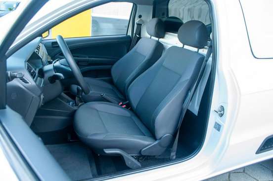 VOLKSWAGEN-SAVEIRO-1.6 MSI ROBUST CS 16V FLEX 2P MANUAL VOLKSWAGEN-SAVEIRO-2023