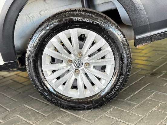 VOLKSWAGEN-SAVEIRO-2023