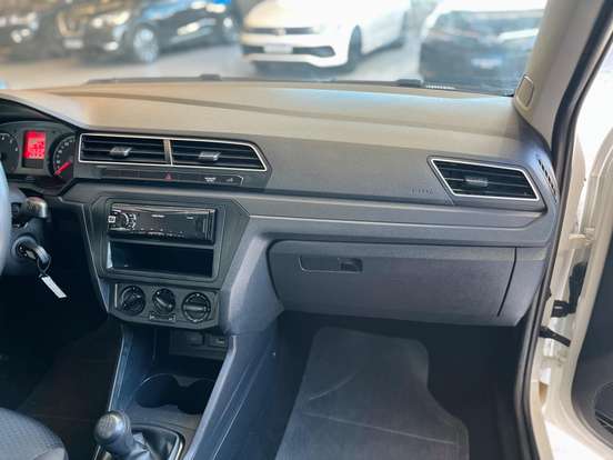 VOLKSWAGEN-SAVEIRO-2023