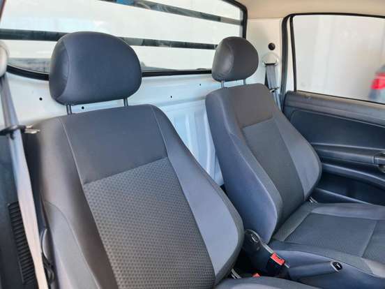 VOLKSWAGEN-SAVEIRO-1.6 MSI ROBUST CS 16V FLEX 2P MANUAL VOLKSWAGEN-SAVEIRO-2023