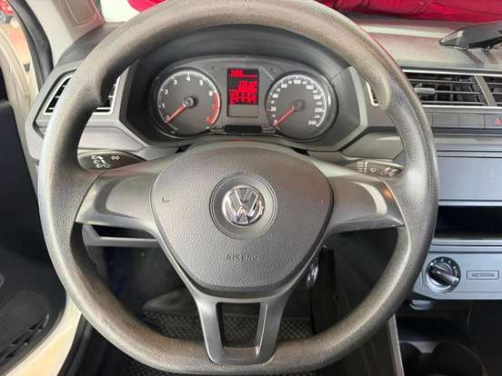 VOLKSWAGEN-SAVEIRO-2020