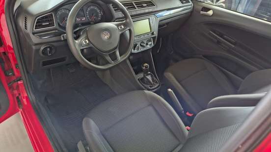 VOLKSWAGEN-SAVEIRO-2023