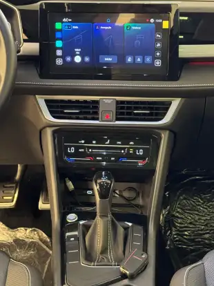 VOLKSWAGEN-TAOS-2025
