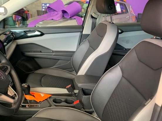 VOLKSWAGEN-TAOS-1.4 250 TSI TOTAL FLEX COMFORTLINE AUTOMÁTICO VOLKSWAGEN-TAOS-2025