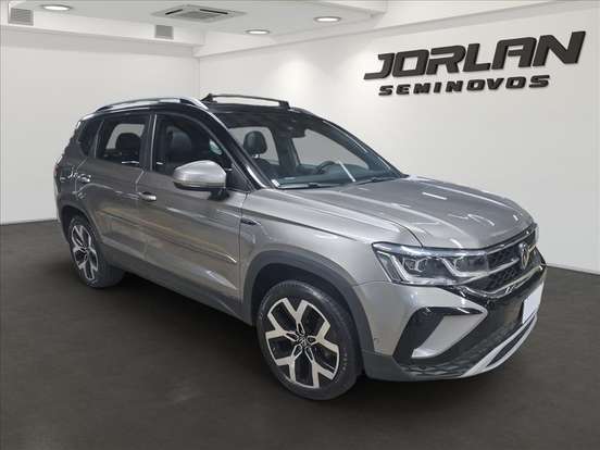 VOLKSWAGEN-TAOS-2023